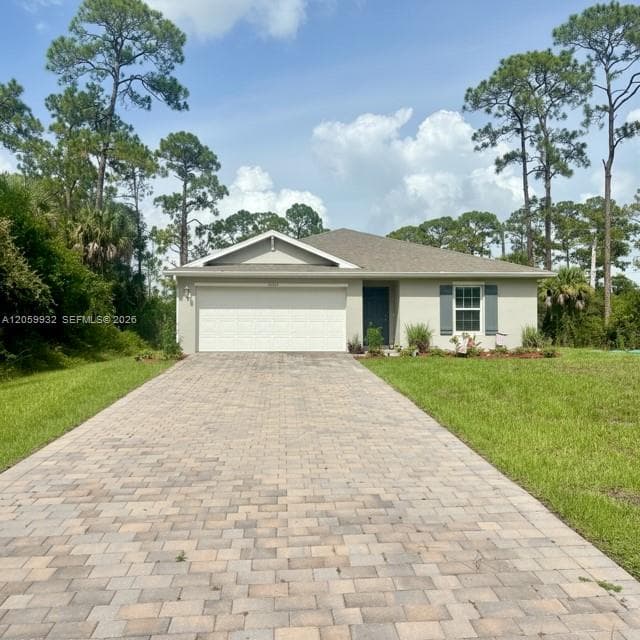 5009 N Rosebud Cir, La Belle, FL 33935