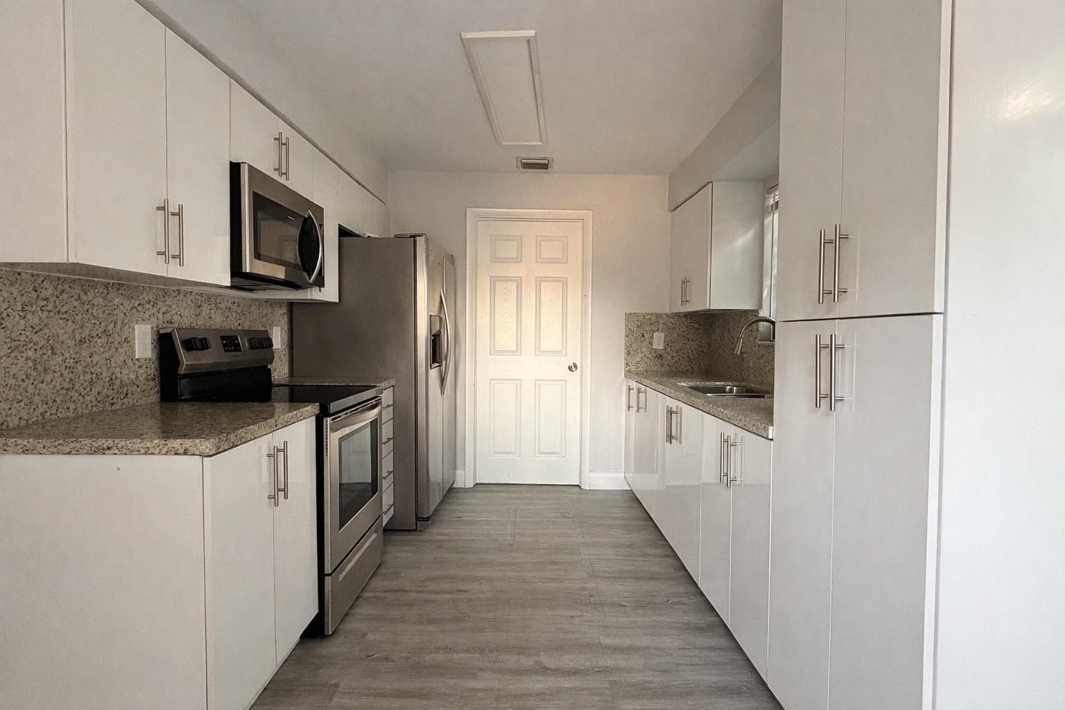 2950 NW 20th Street, Fort Lauderdale, FL 33311 photo 4