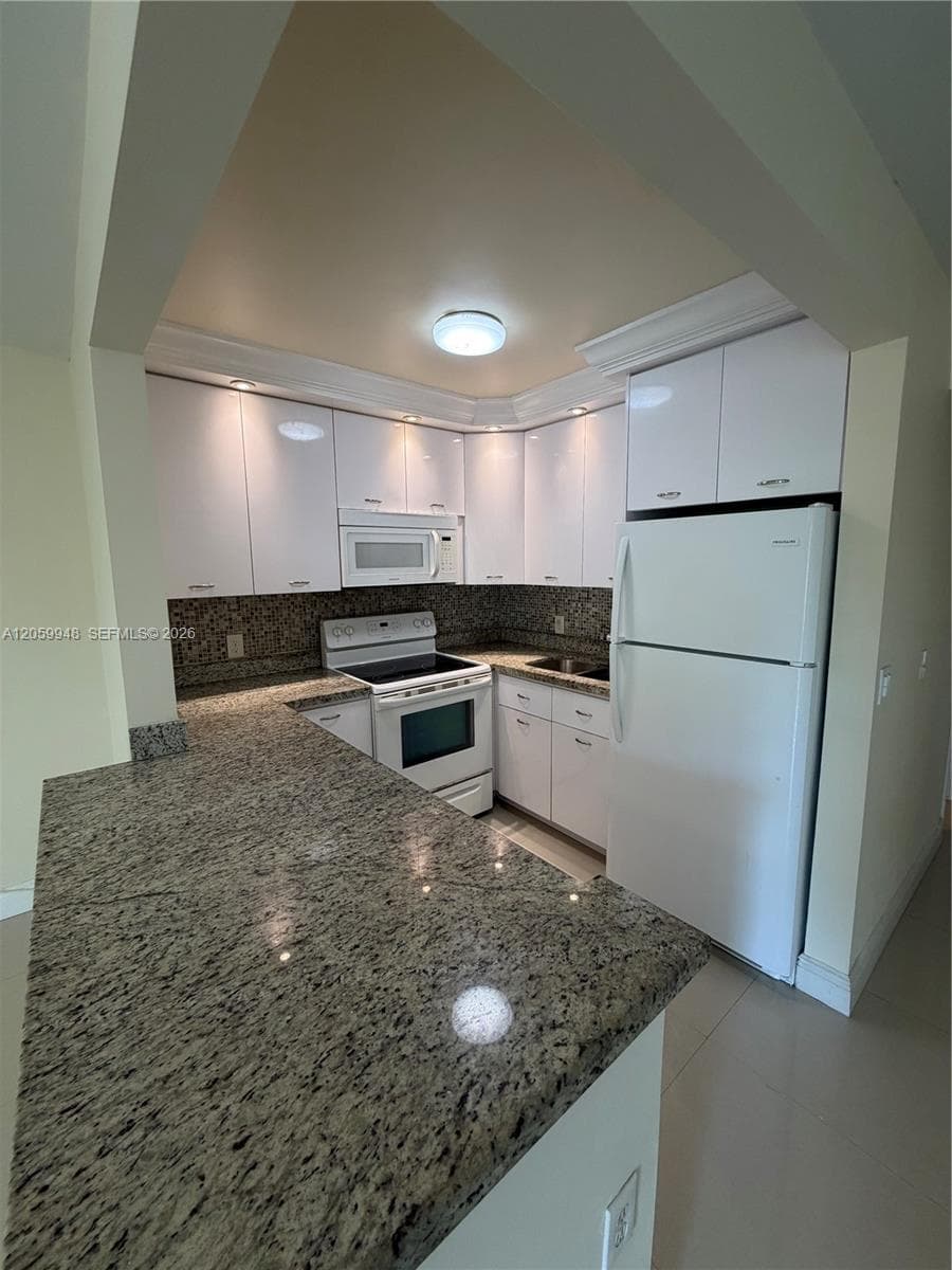 421 Tilford T # 421, Deerfield Beach, FL 33442 photo 5