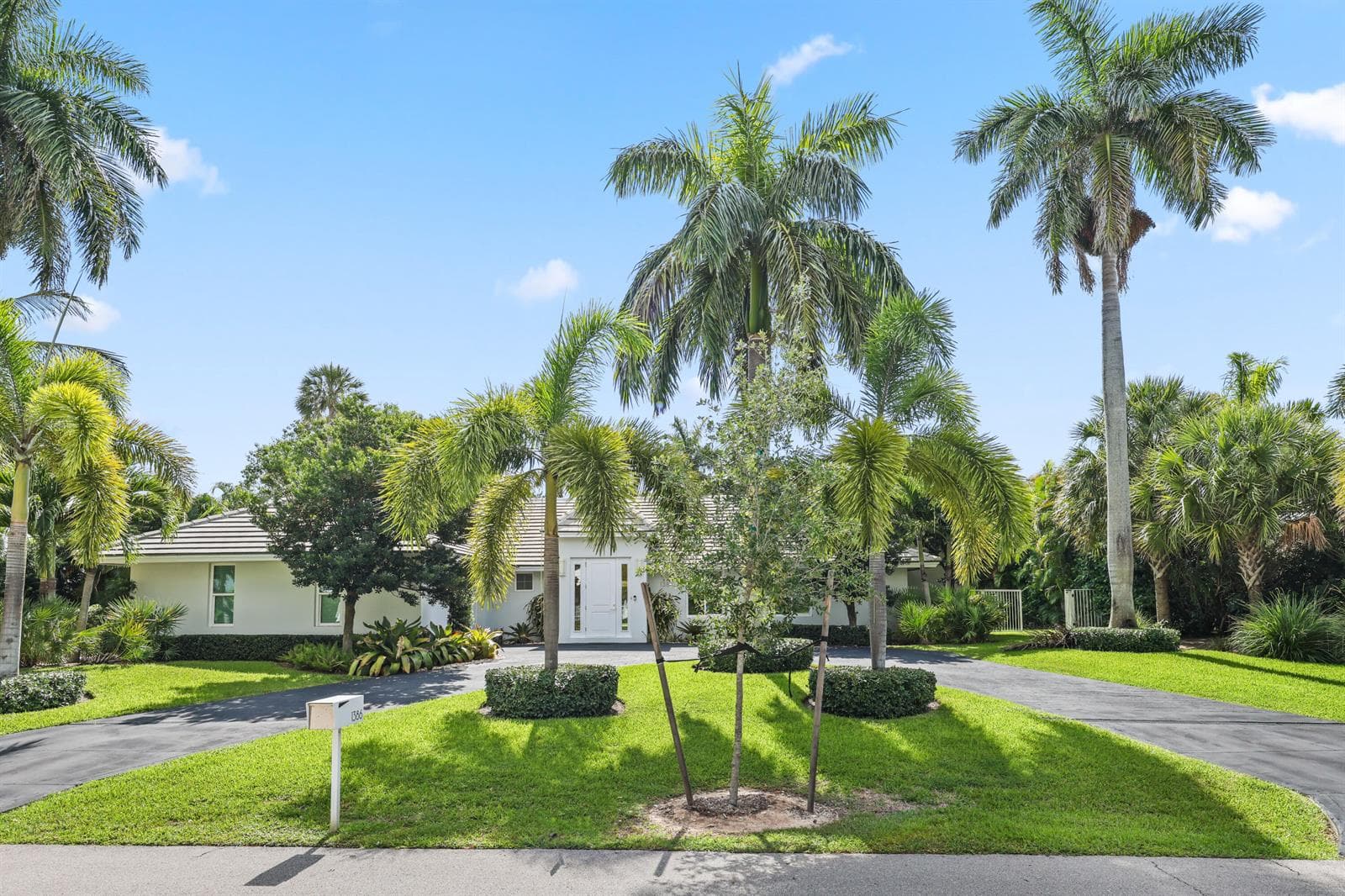 1386 S Atlantic Drive, Lantana, FL 33462 photo 3