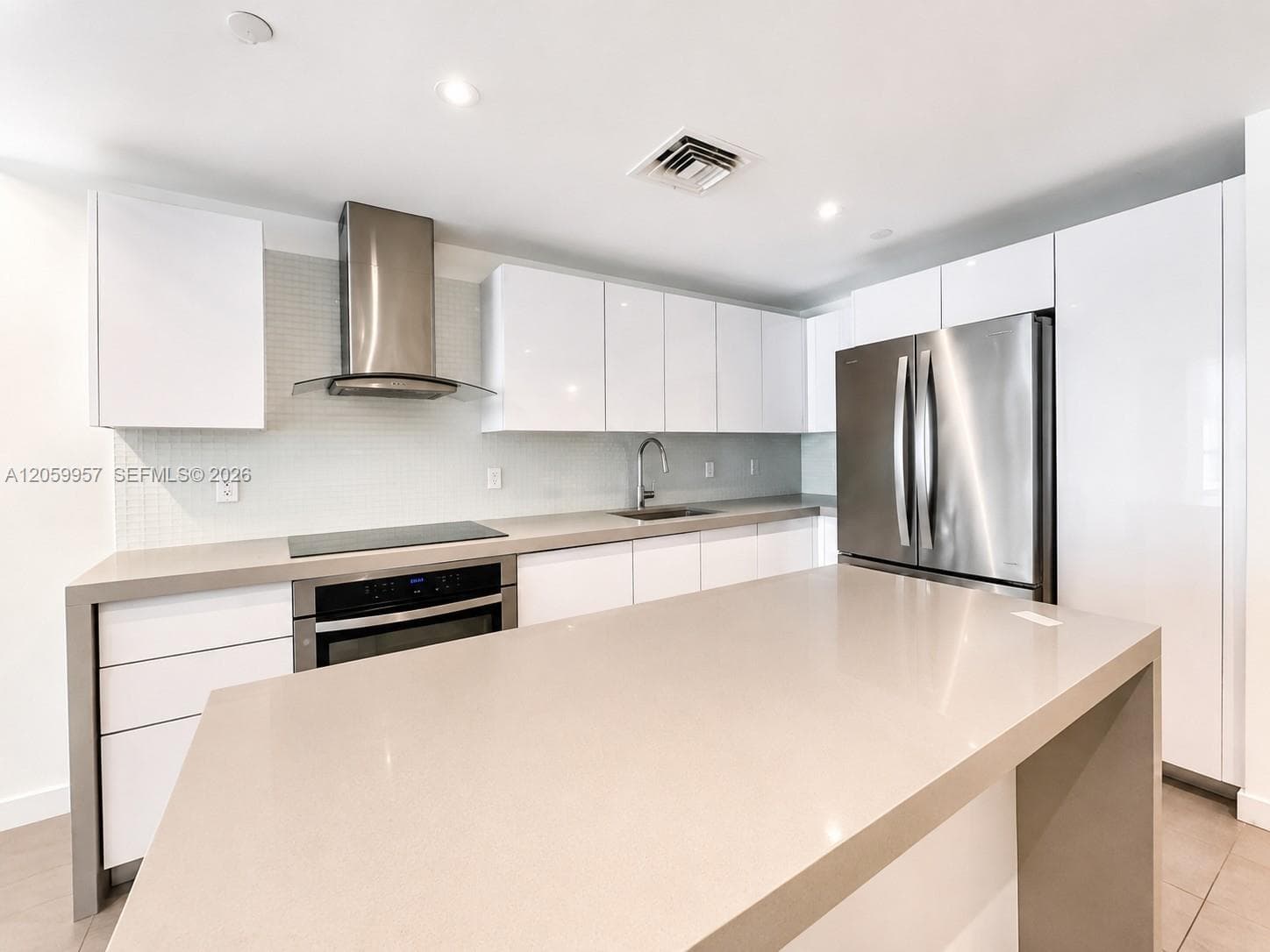 1600 NE 1st Ave # 2401, Miami, FL 33132 photo 3
