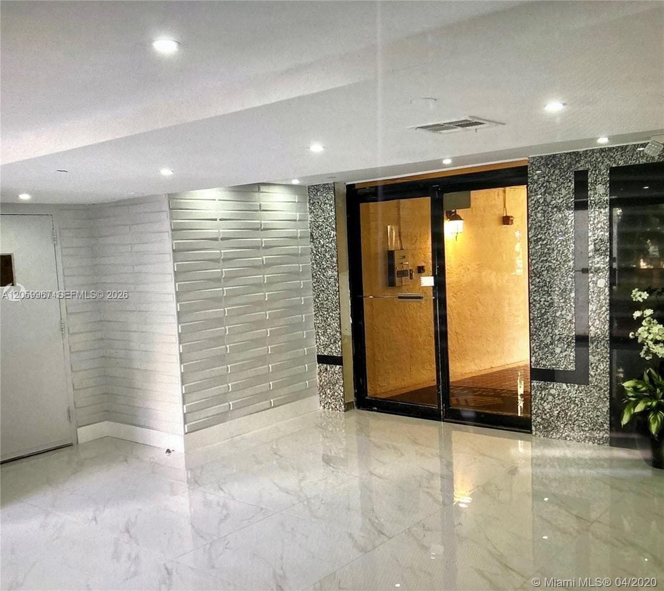 16919 N Bay Rd # 620, Sunny Isles Beach, FL 33160 photo 3