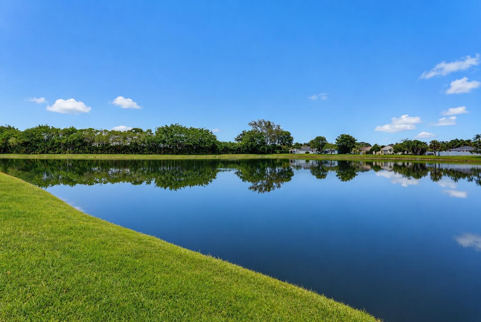 9123 PINE SPRINGS Drive, Boca Raton, FL 33428 photo 2