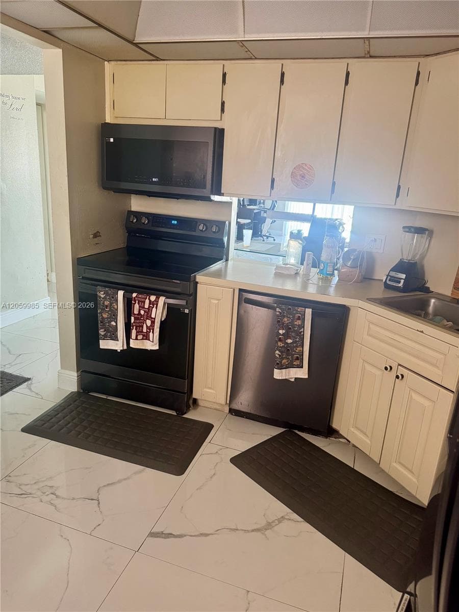 6361 N Falls Cir Dr # 311, Lauderhill, FL 33319 photo 5