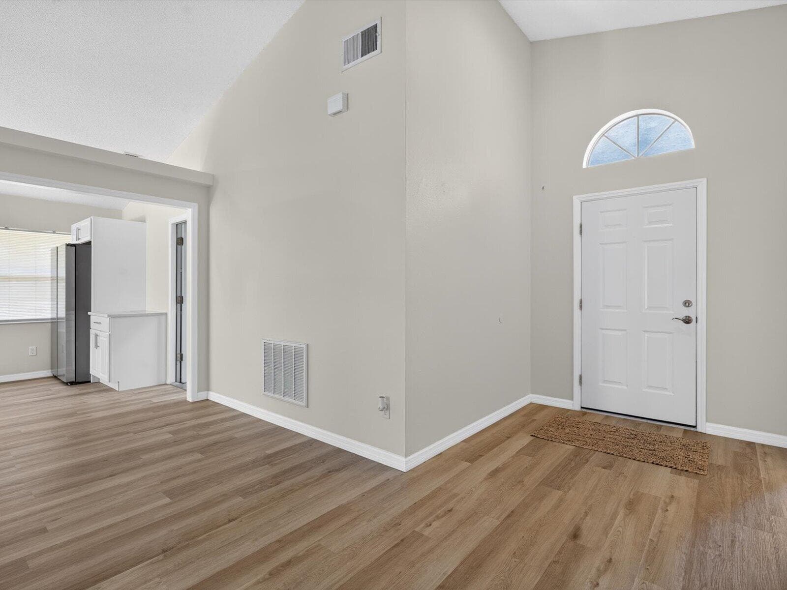 459 Halstead Drive, Davenport, FL 33897 photo 5
