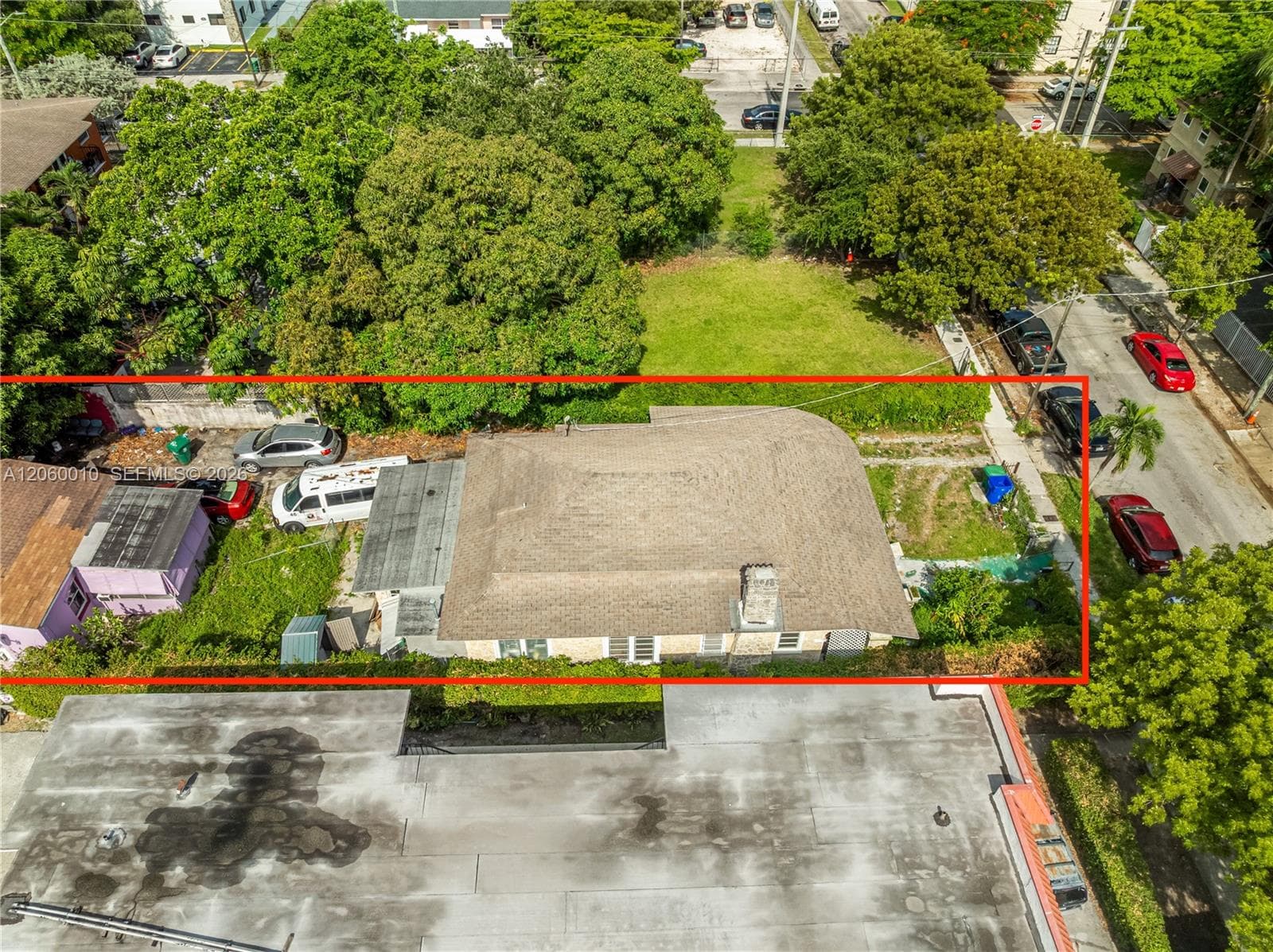1121 NW 5th St, Miami, FL 33128 photo 2