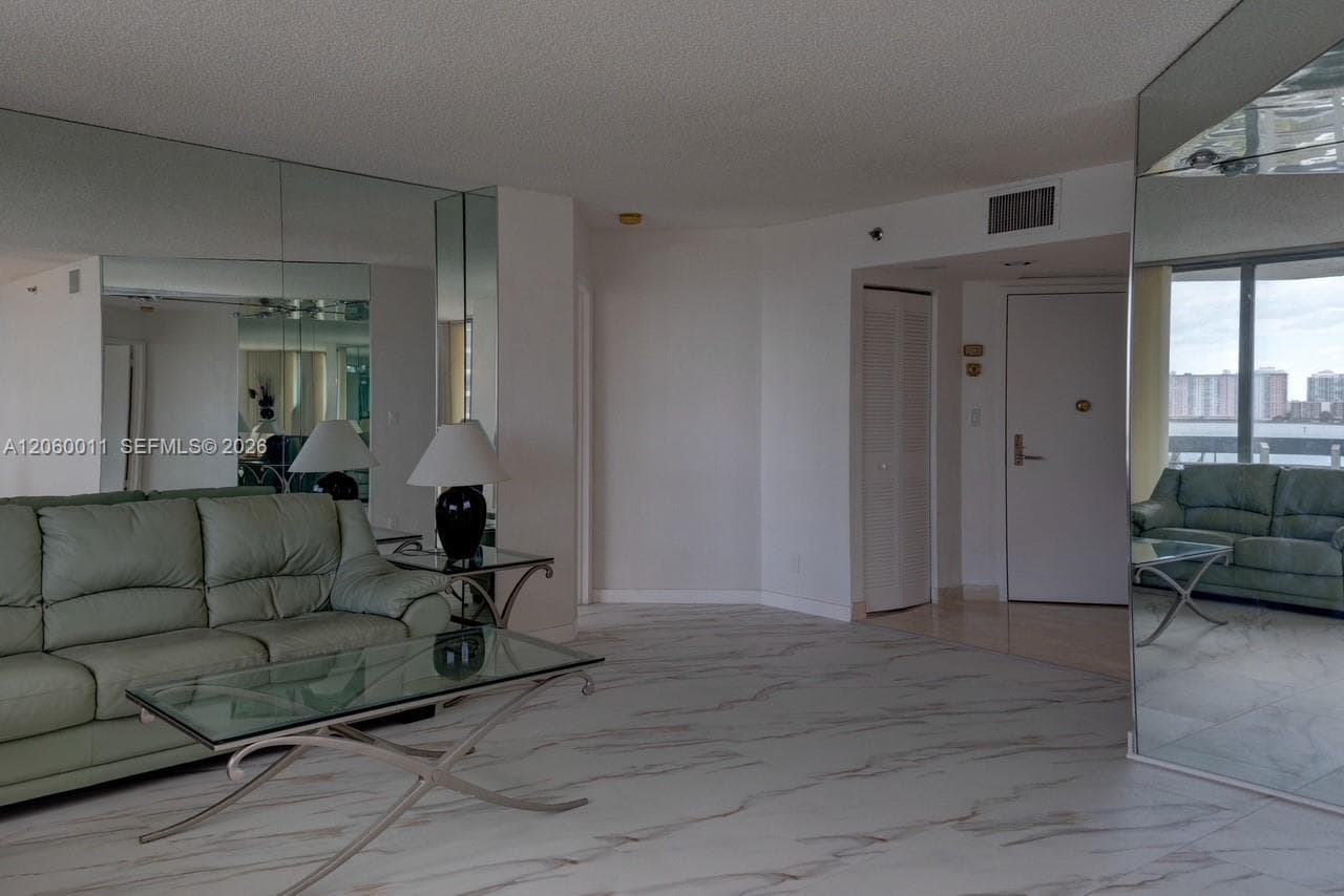 3600 Mystic Pointe Dr # 613, Aventura, FL 33180 photo 5