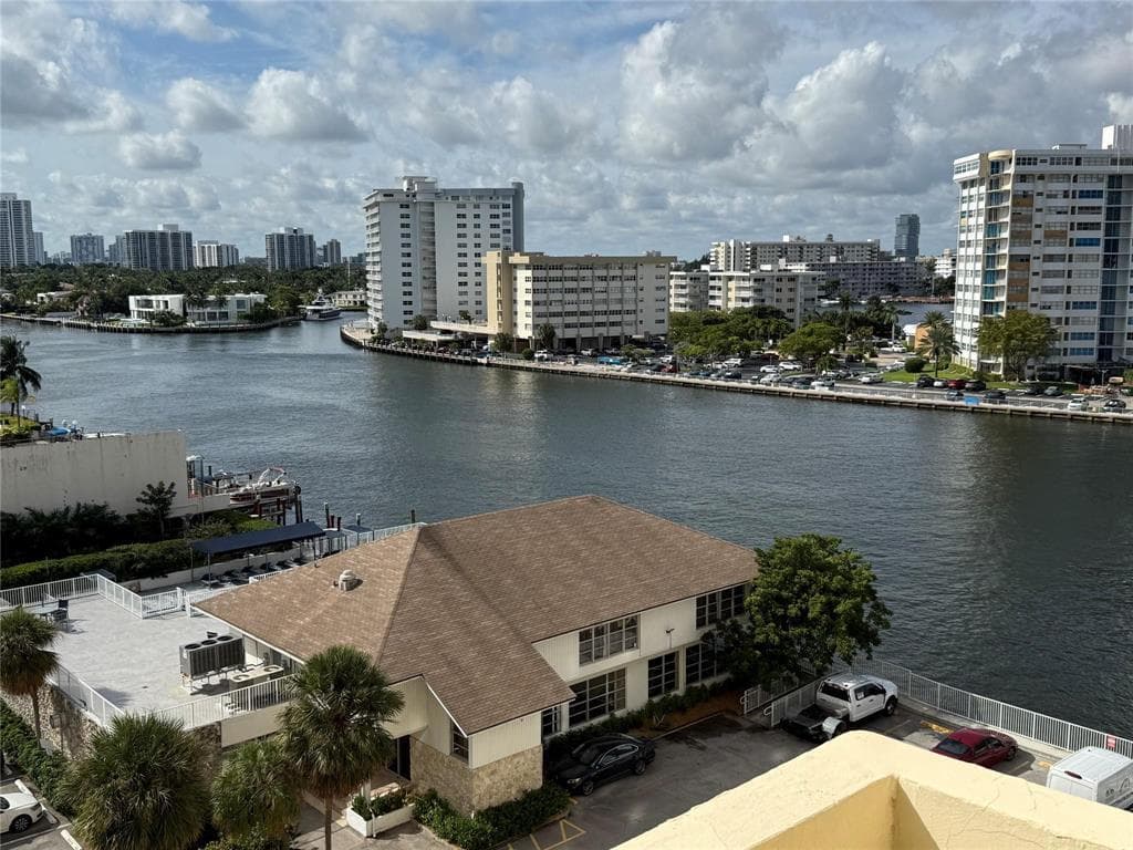1833 S OCEAN Drive # 808, Hallandale Beach, FL 33009 photo 3