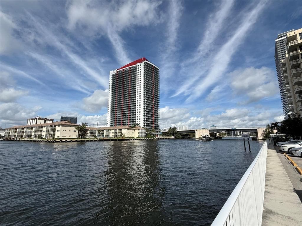 1833 S OCEAN Drive # 808, Hallandale Beach, FL 33009