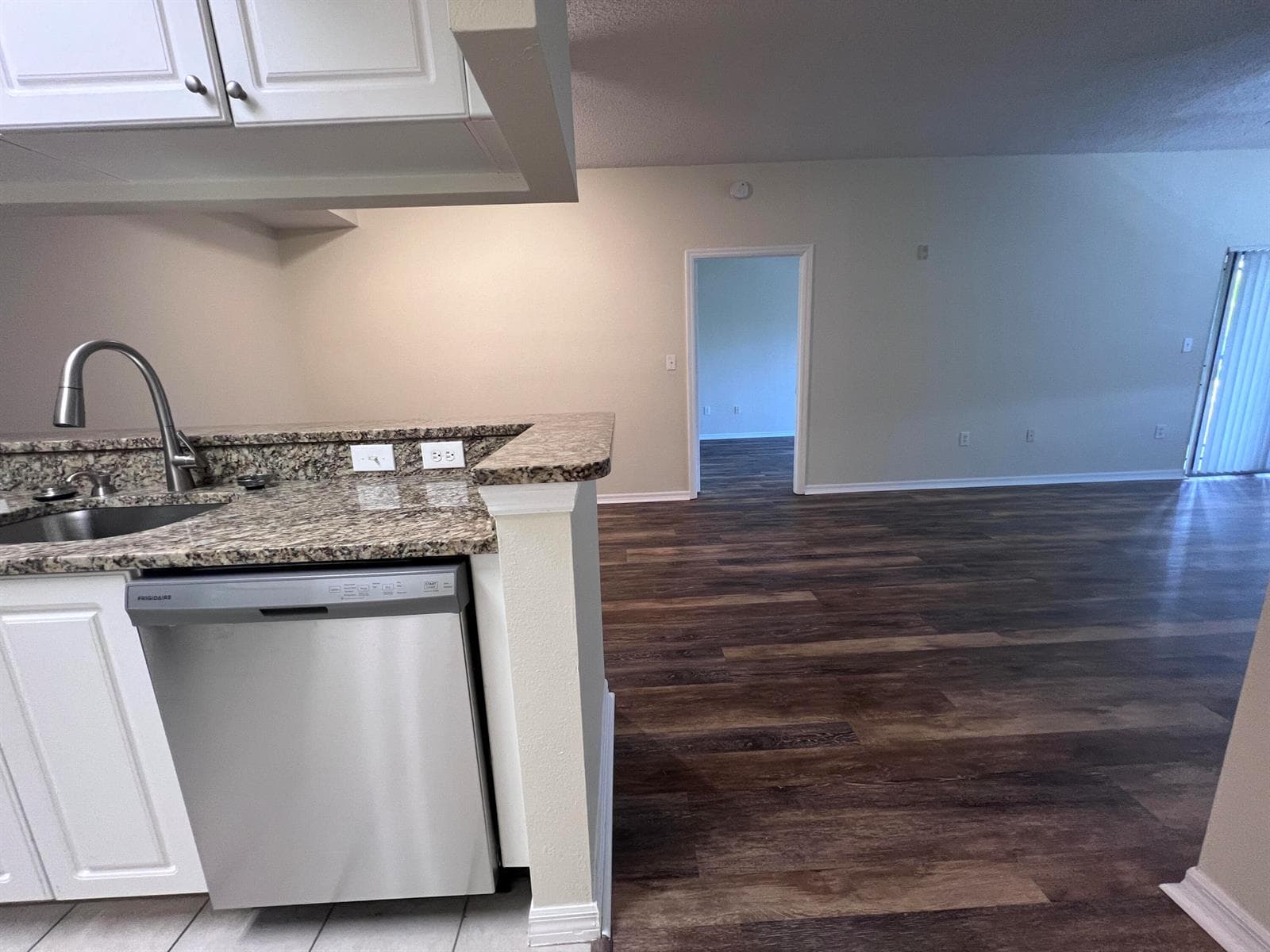 2802 SARENTO Place # 302, Palm Beach Gardens, FL 33410 photo 5