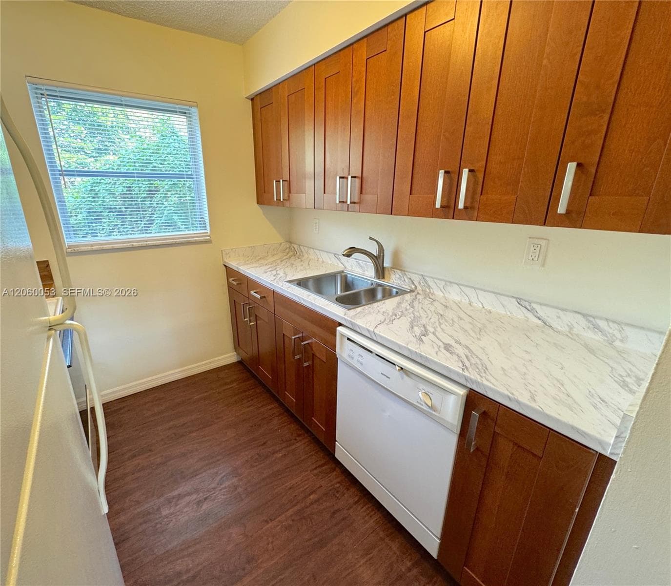 215 NW 25th St # 5, Wilton Manors, FL 33311 photo 3