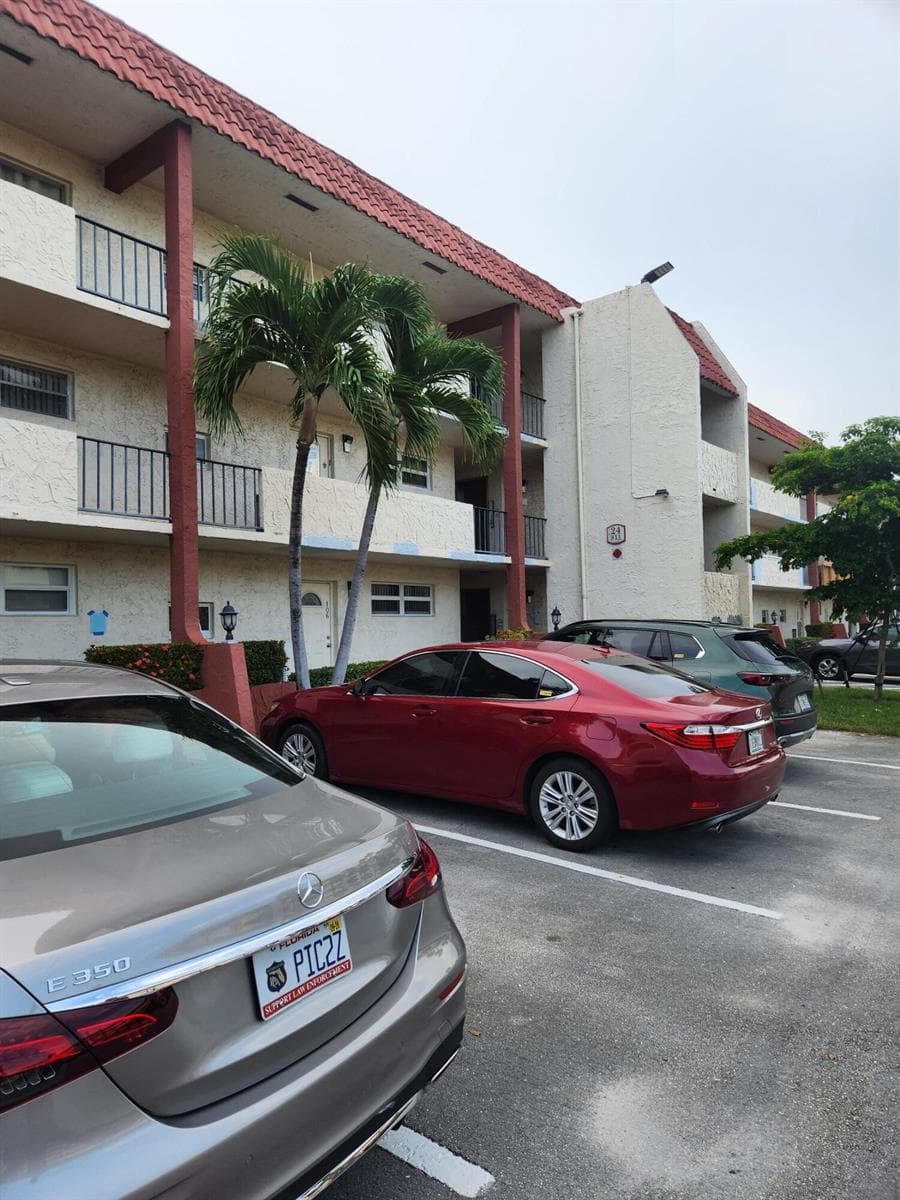 811 S Hollybrook Drive S # 206, Pembroke Pines, FL 33025 photo 5