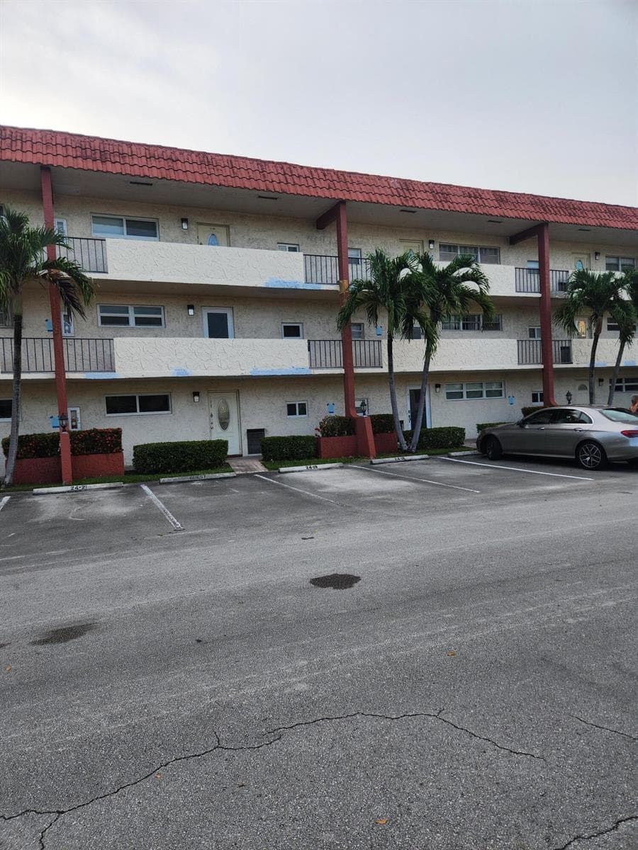 811 S Hollybrook Drive S # 206, Pembroke Pines, FL 33025 photo 4