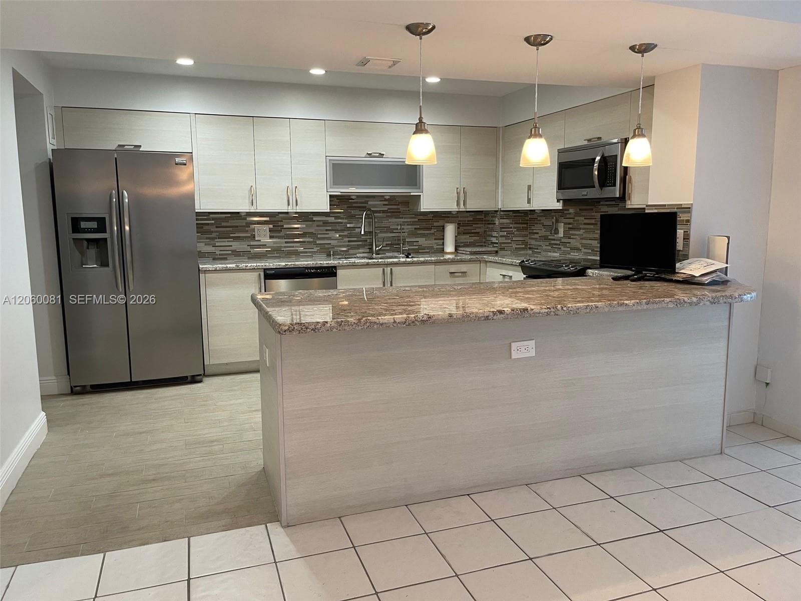 5825 Collins Ave # 7B, Miami Beach, FL 33140