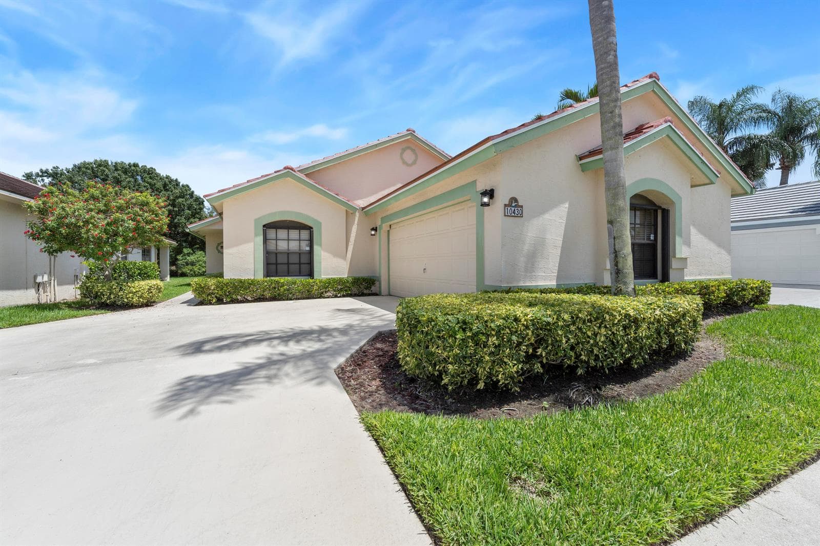 10430 Lexington Circle S, Boynton Beach, FL 33436