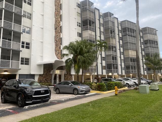 300 Diplomat Parkway # 307, Hallandale Beach, FL 33009 photo 2