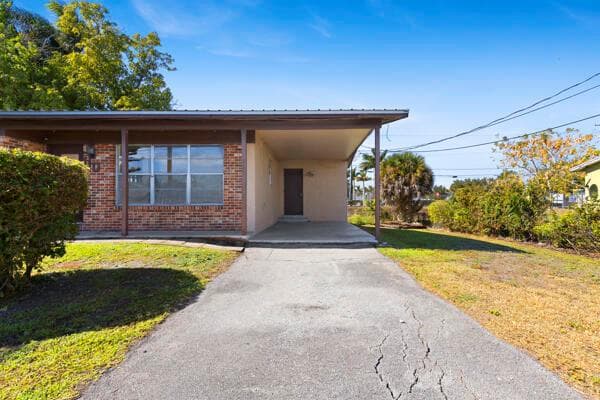 110 SW 12TH Avenue, South Bay, FL 33493 photo 3