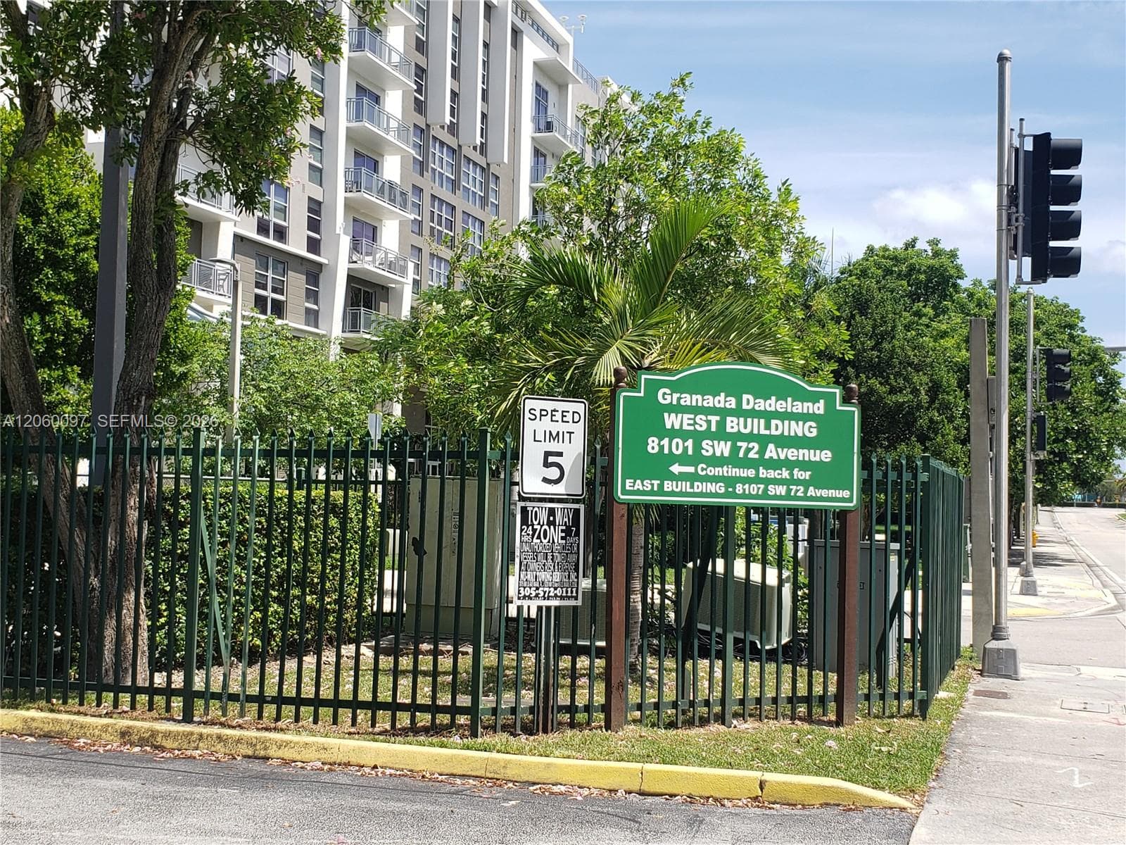 8107 SW 72nd Ave # 416E, Miami, FL 33143 photo 2