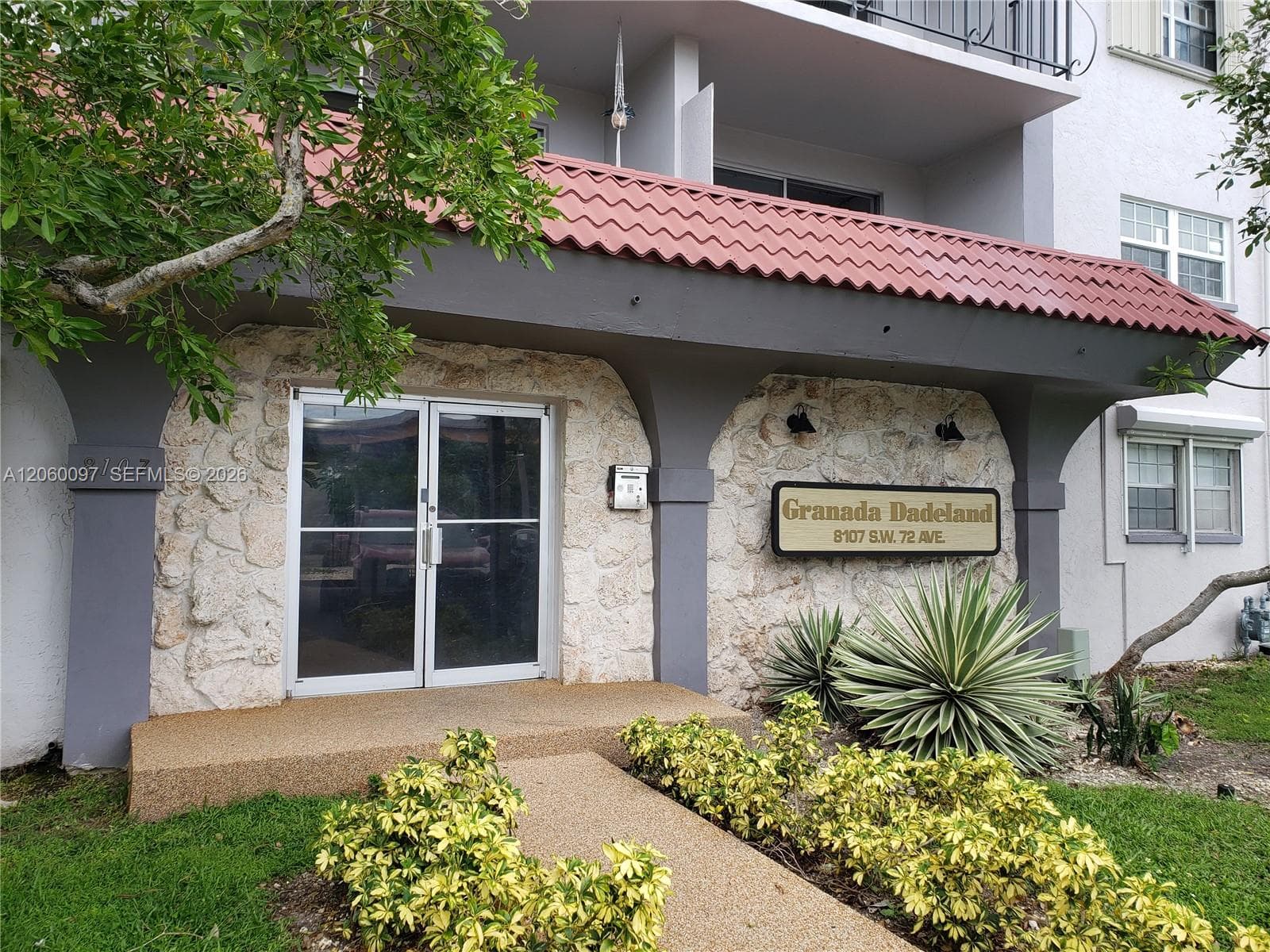 8107 SW 72nd Ave # 416E, Miami, FL 33143 photo 5