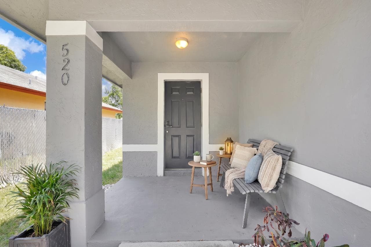 520 N SOUTHRIDGE Road N, Delray Beach, FL 33444 photo 2