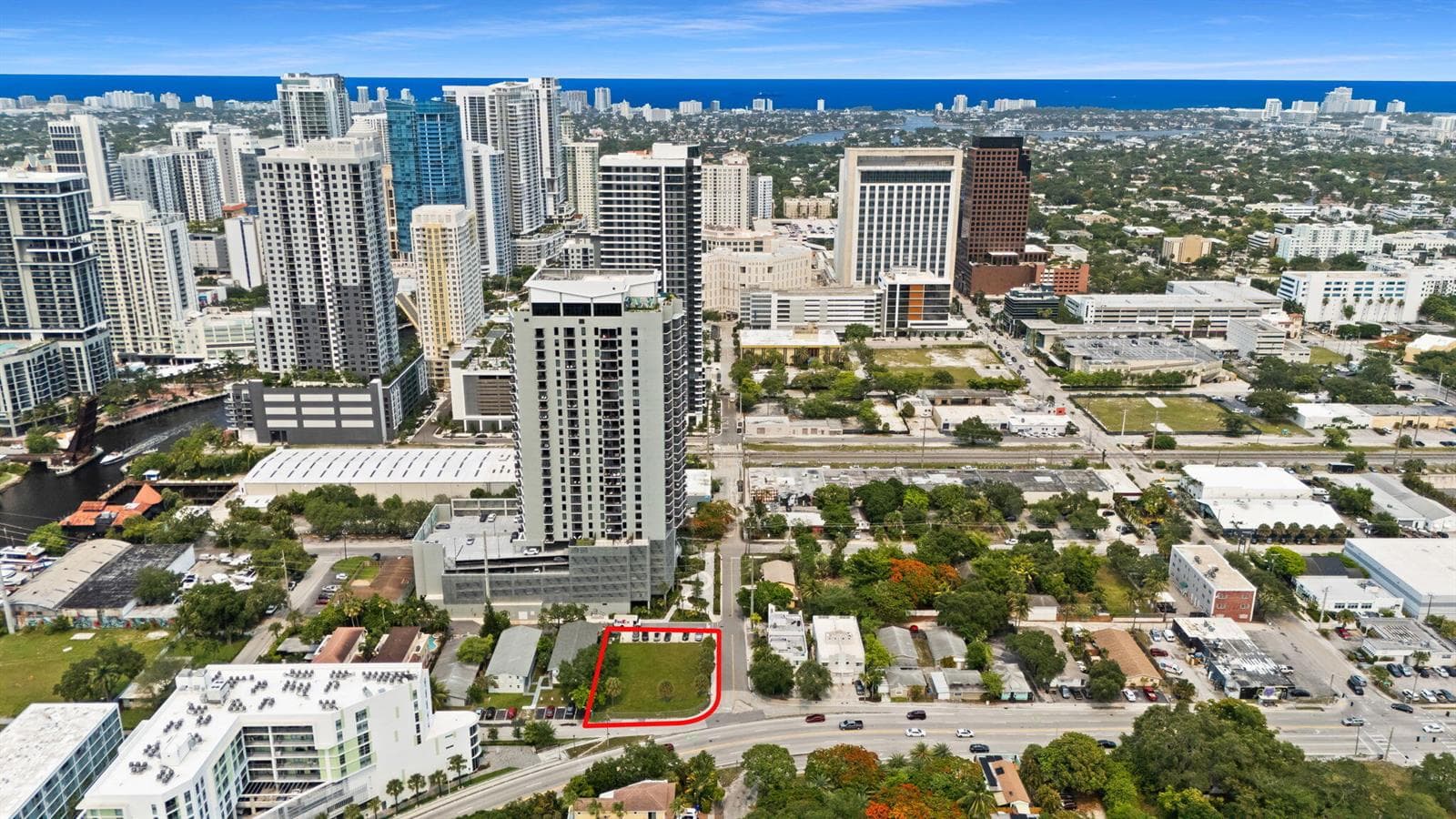 460 SW 4TH Avenue, Fort Lauderdale, FL 33315 photo 2