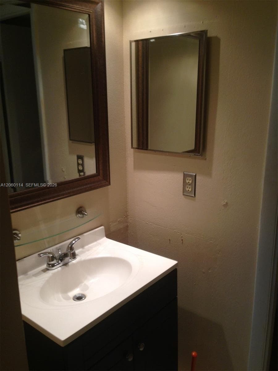 6101 N Falls Cir Dr # 409, Lauderhill, FL 33319 photo 5