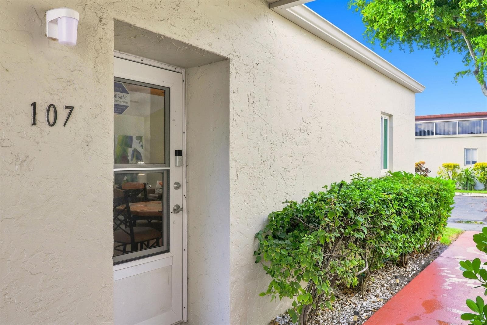 2532 Boundbrook Drive S # 107, Palm Springs, FL 33406