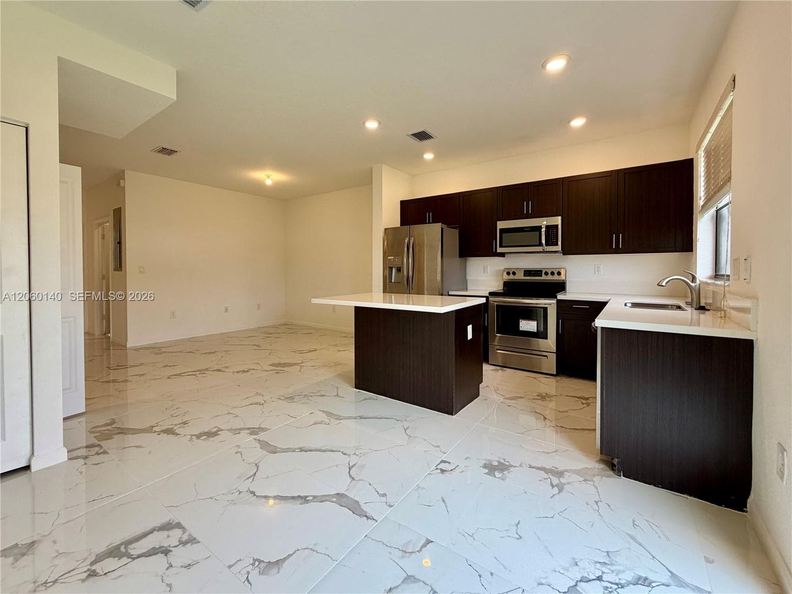 18110 SW 148th Rd, Miami, FL 33187 photo 5