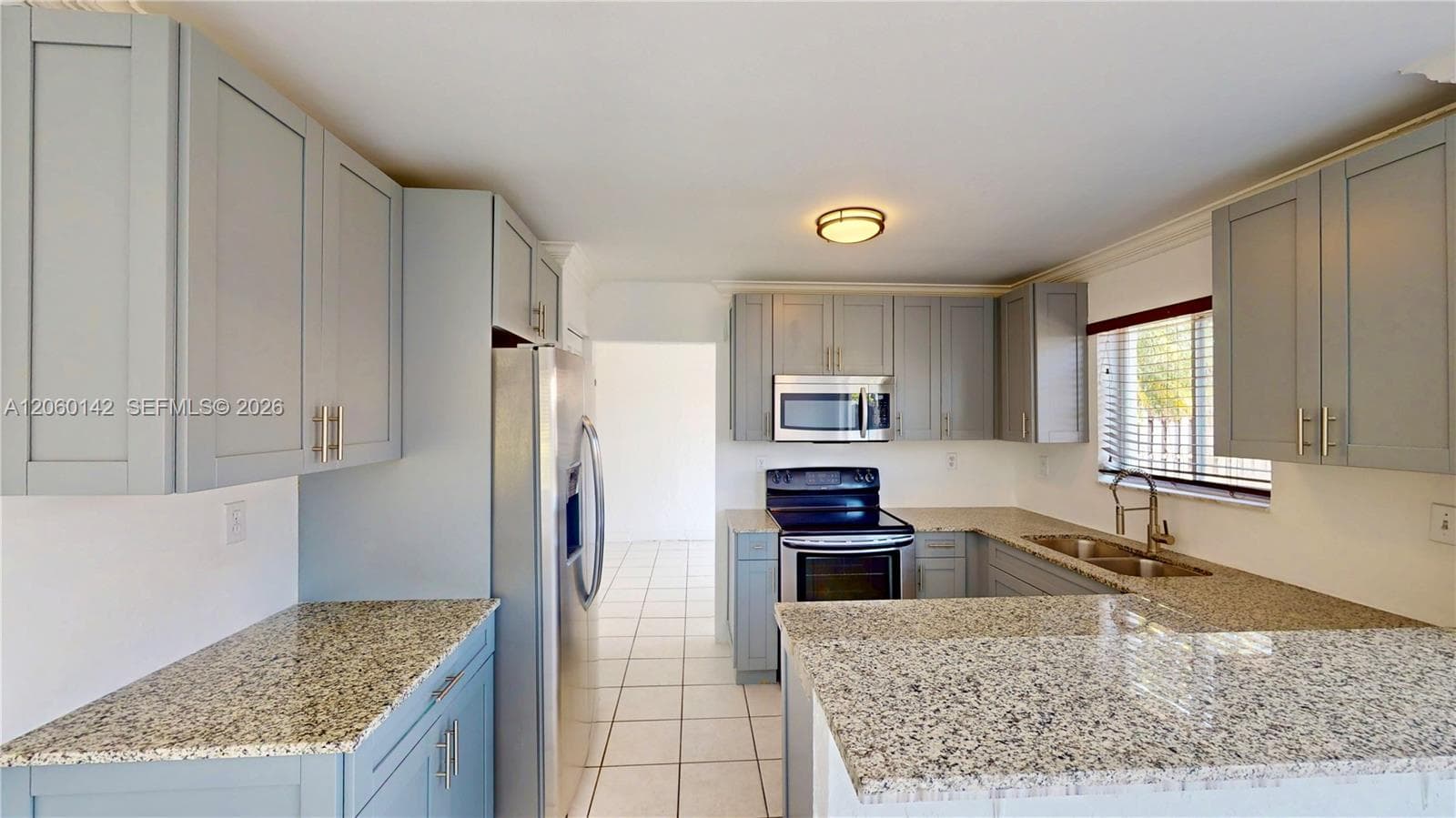 17343 SW 142nd Pl, Miami, FL 33177 photo 5