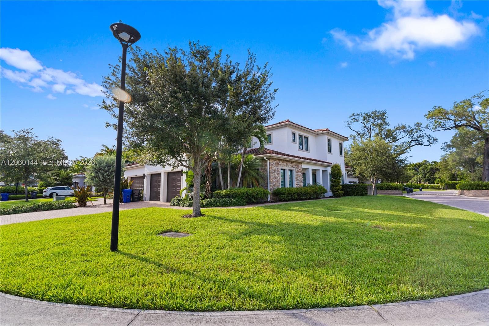 3472 Emerson Ln # 00, Hollywood, FL 33312 photo 2