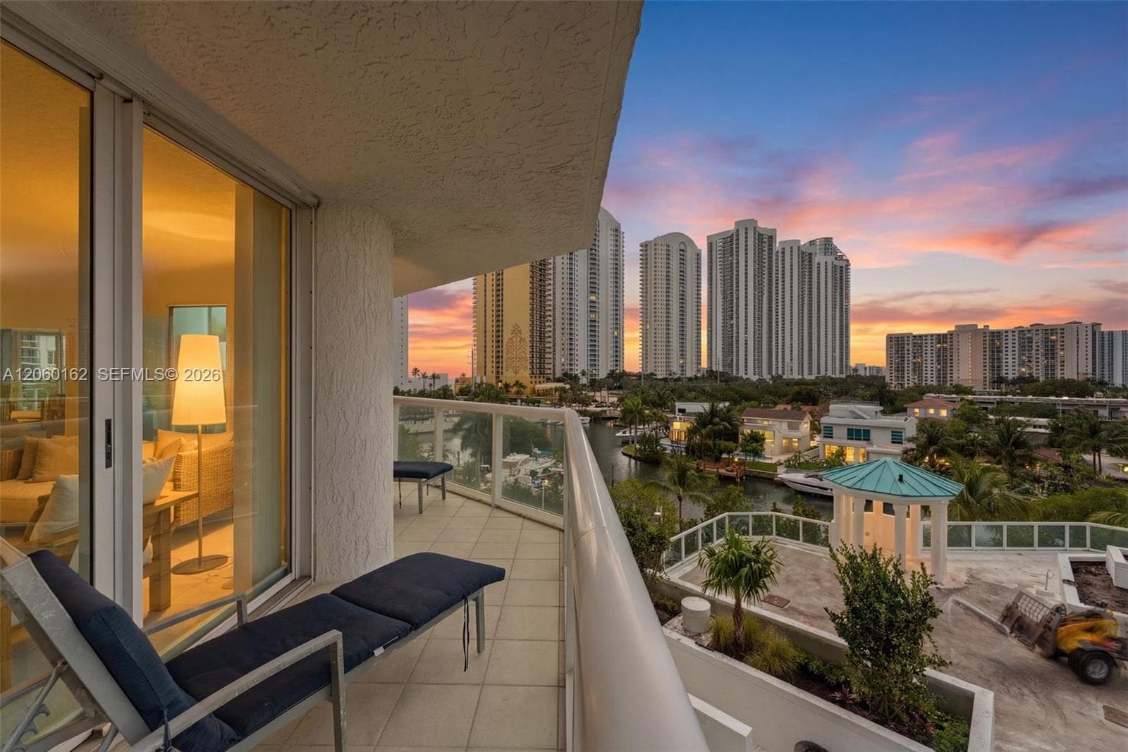 16400 Collins Ave # 544, Sunny Isles Beach, FL 33160 photo 3