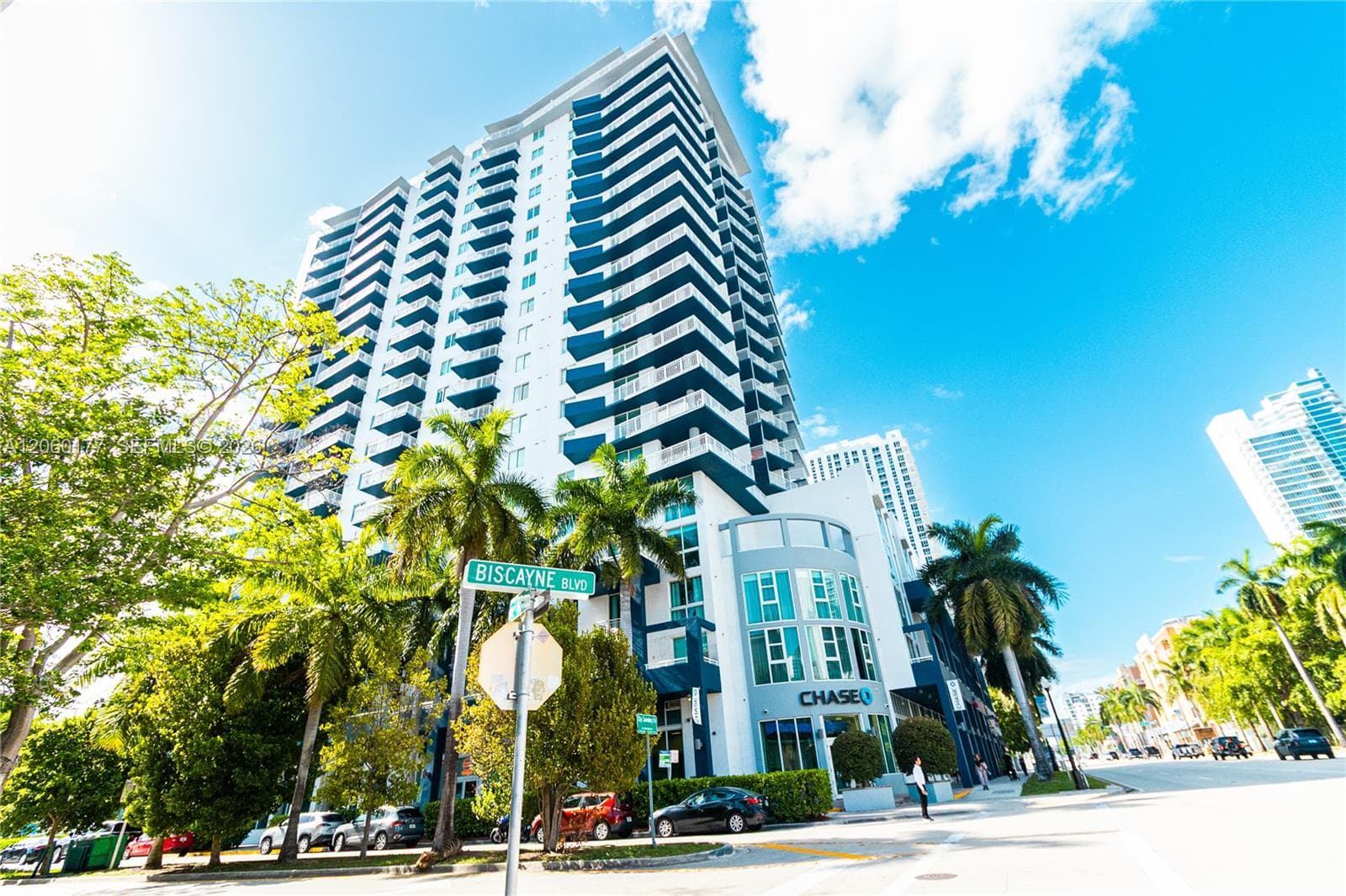 275 NE 18St # 1110, Miami, FL 33132
