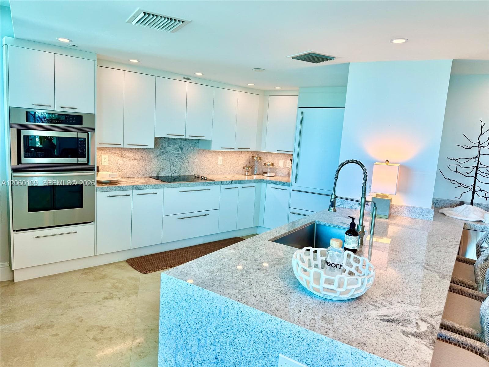 1200 Holiday Dr # 705, Fort Lauderdale, FL 33316 photo 3