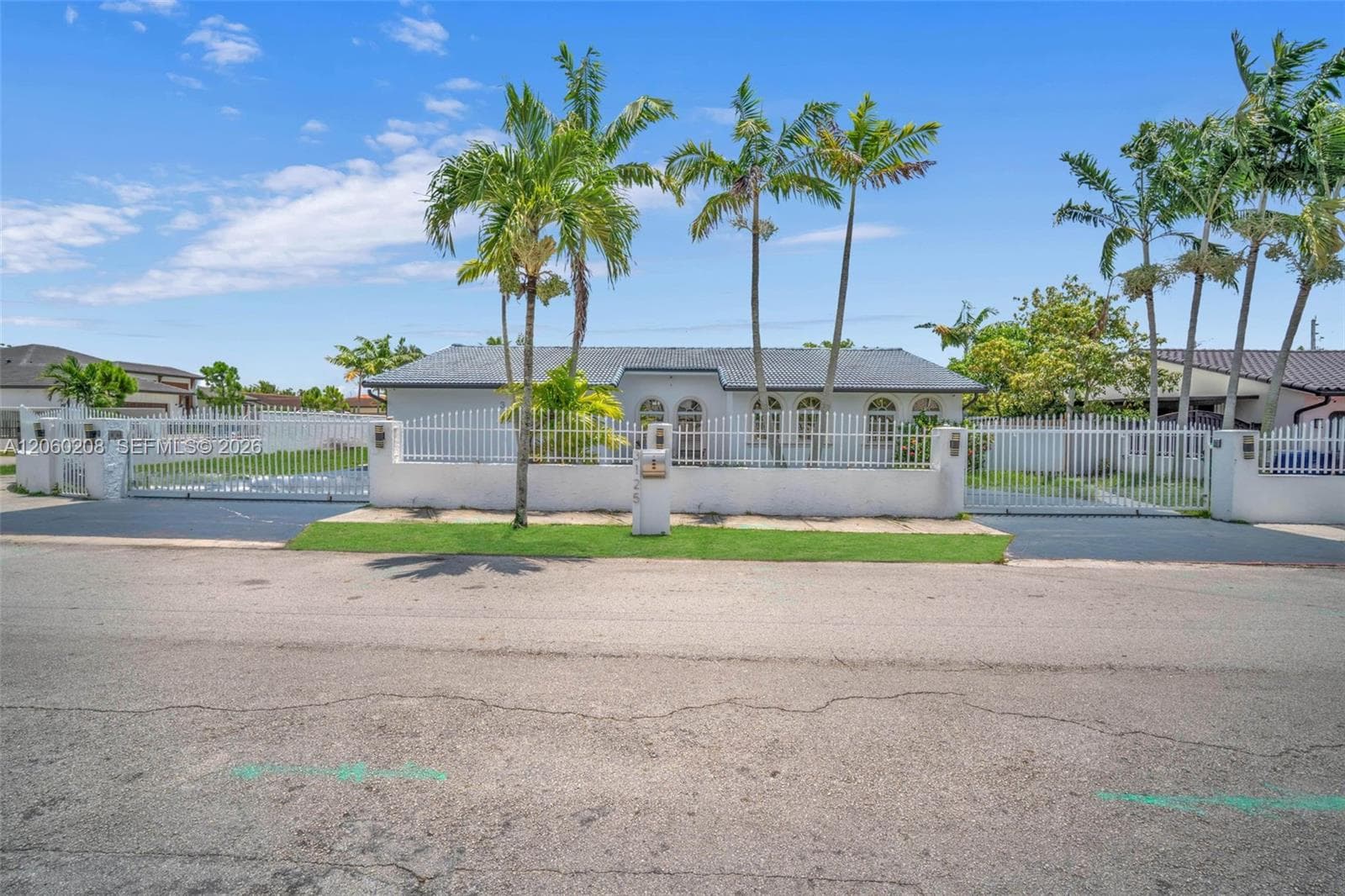 3125 SW 108th Ave, Miami, FL 33165 photo 2