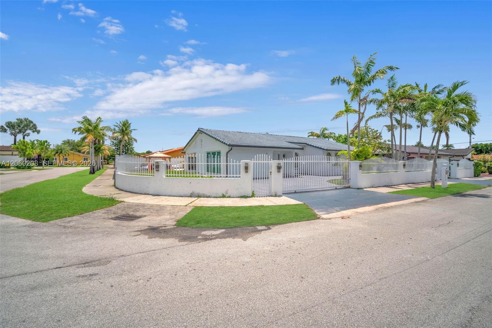 3125 SW 108th Ave, Miami, FL 33165 photo 3