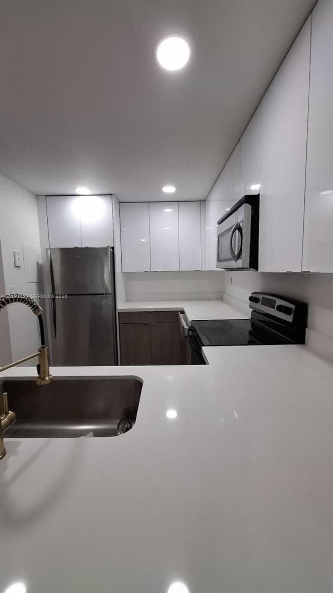 20860 San Simeon Way # 108-6, Miami, FL 33179 photo 5