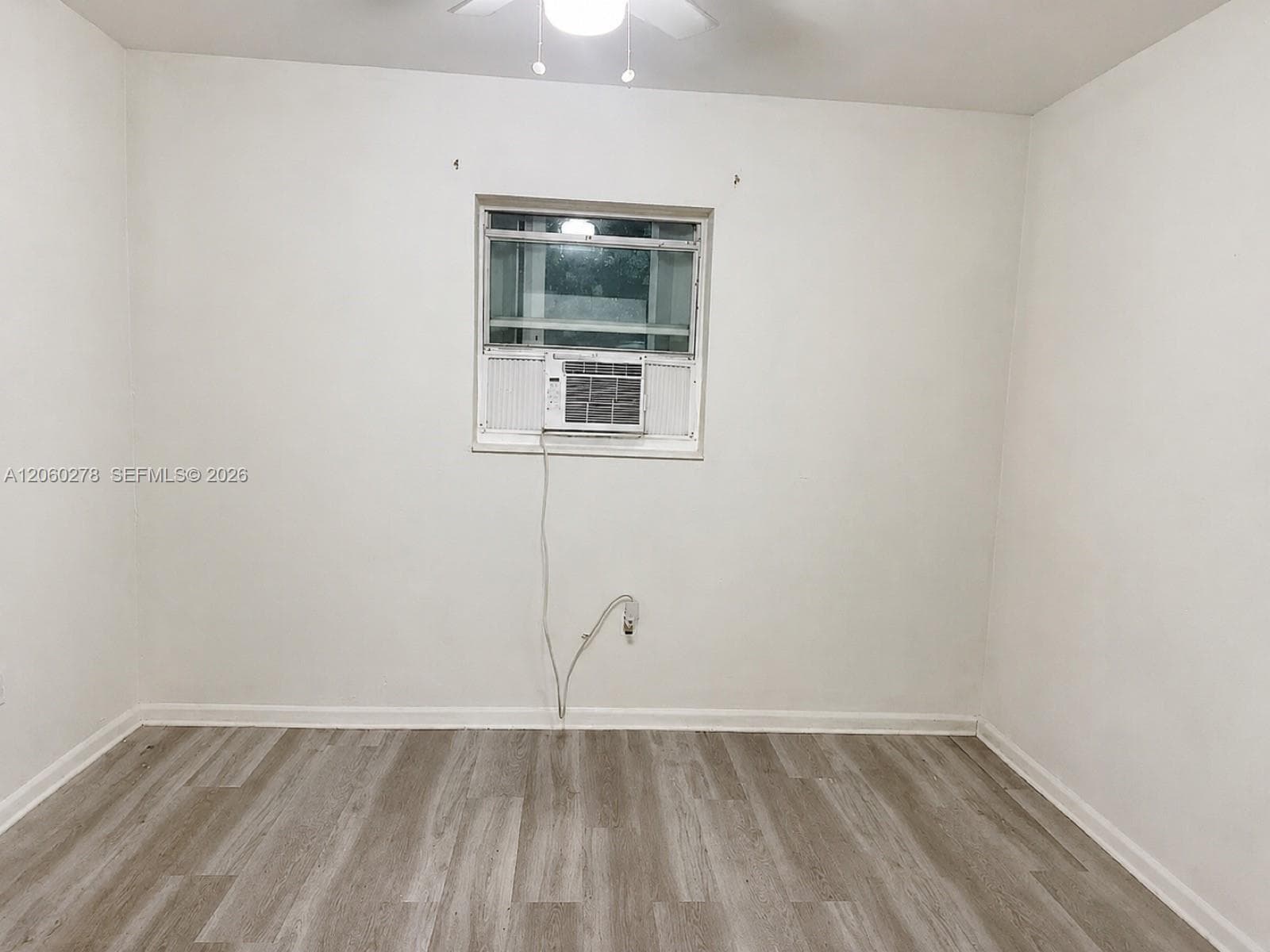 1501 NW 42nd St, Miami, FL 33142 photo 5