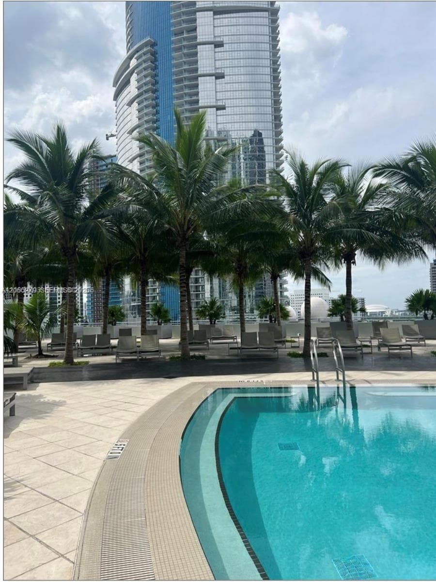 900 Biscayne Blvd # 3408, Miami, FL 33132 photo 3