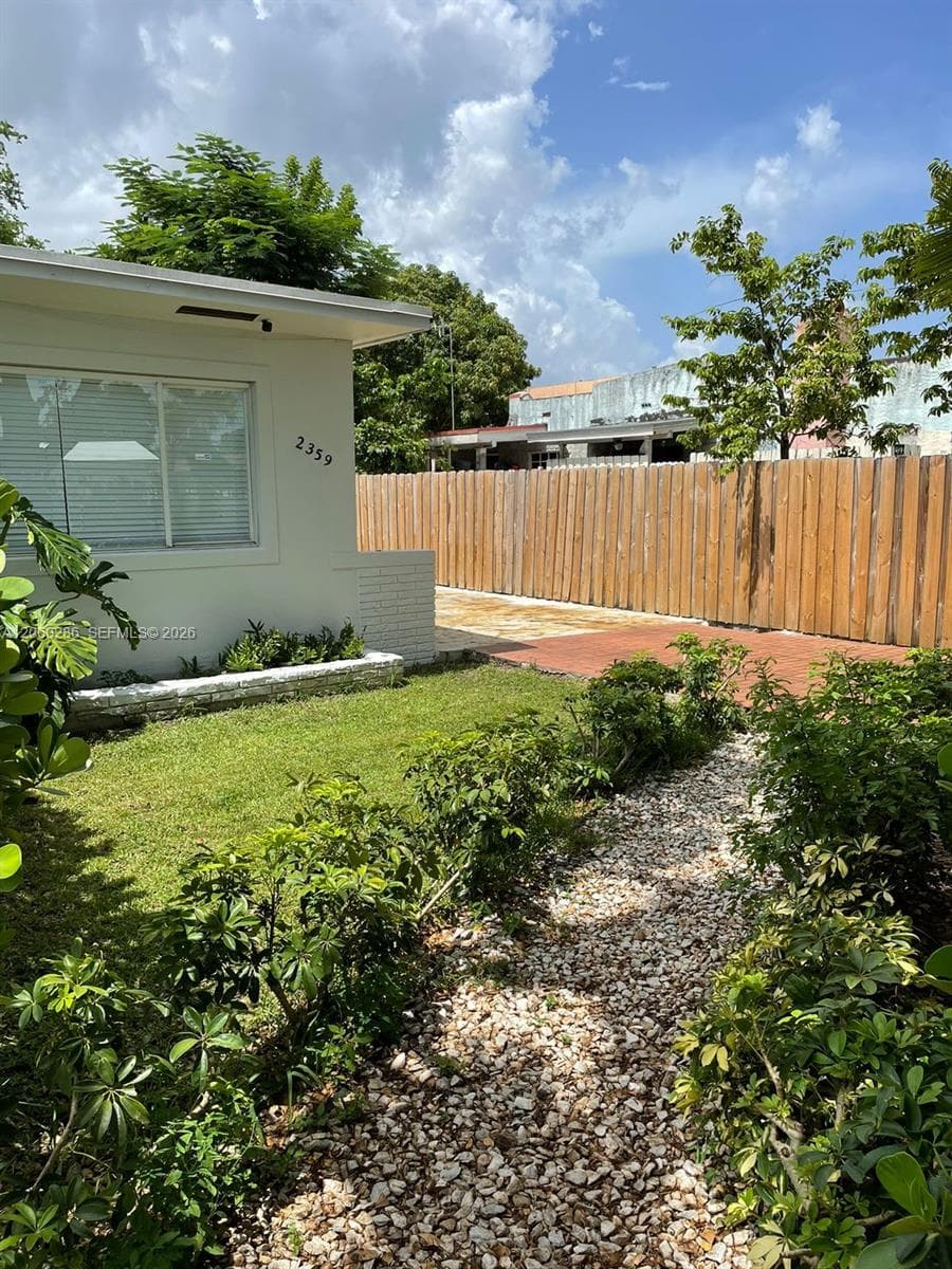 2359 NW 32nd St # 2359, Miami, FL 33142 photo 2