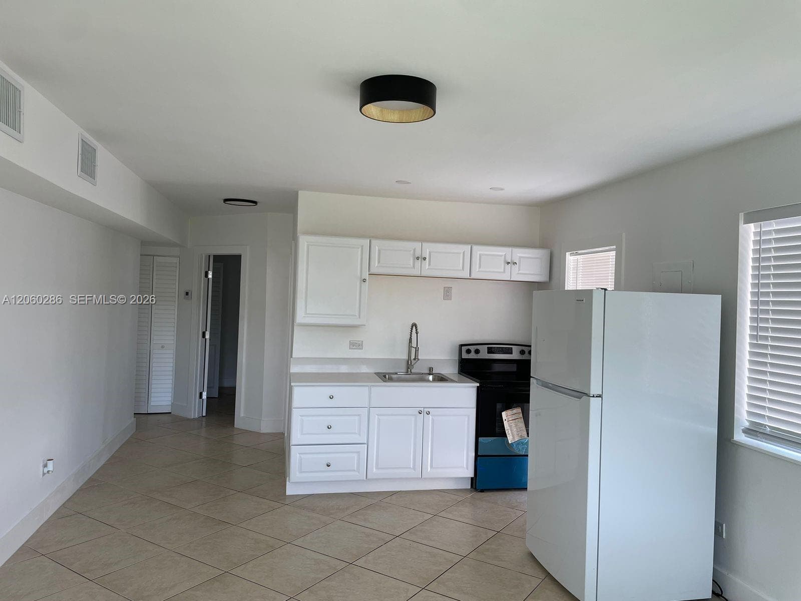 2359 NW 32nd St # 2359, Miami, FL 33142 photo 5