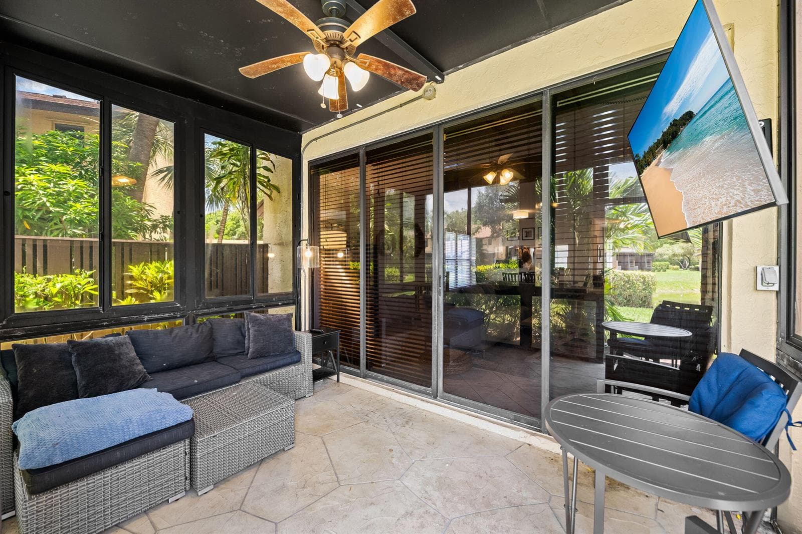 3952 COCOPLUM Circle # 3646, Coconut Creek, FL 33063 photo 4