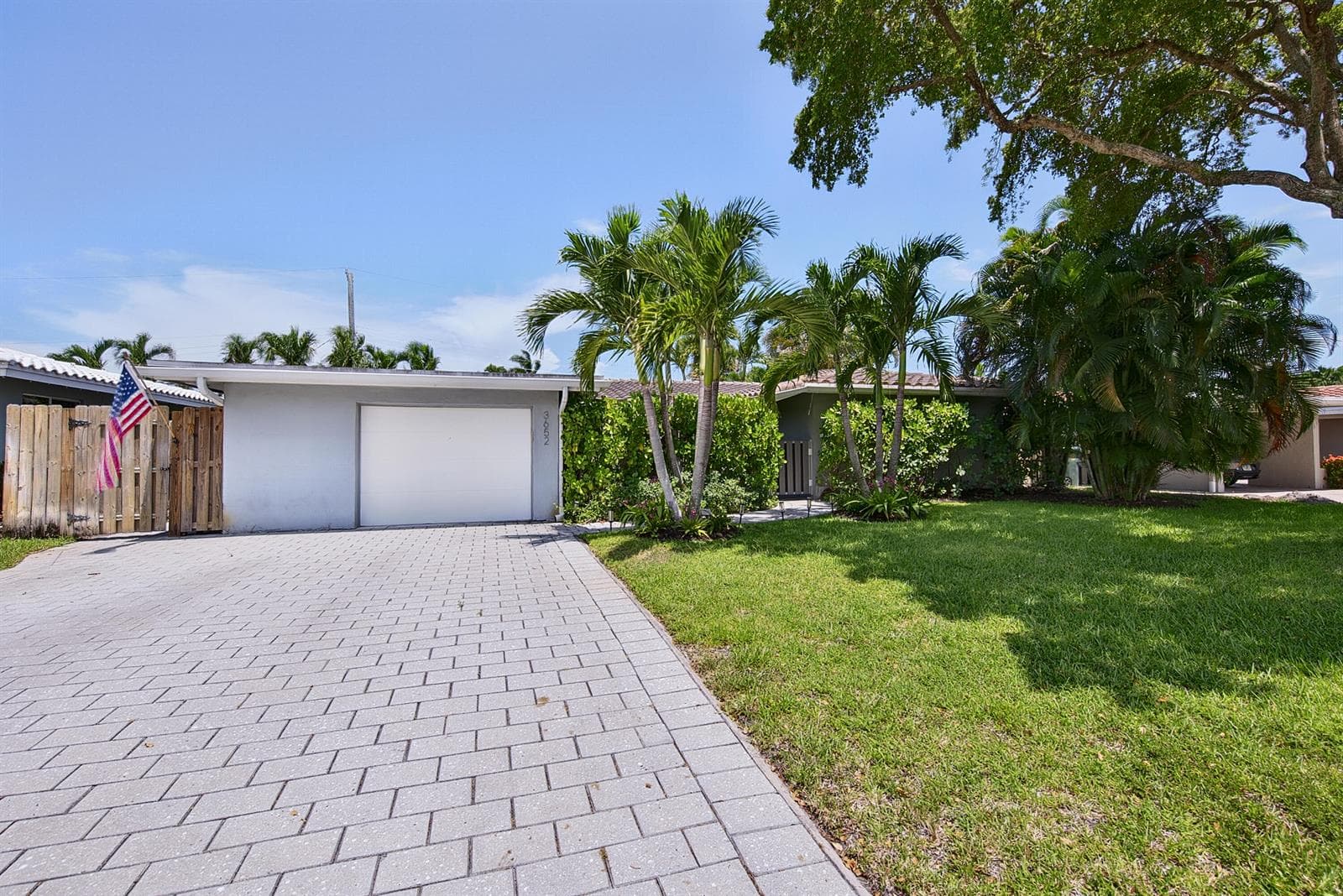 3652 NE 18TH Avenue, Oakland Park, FL 33334 photo 3