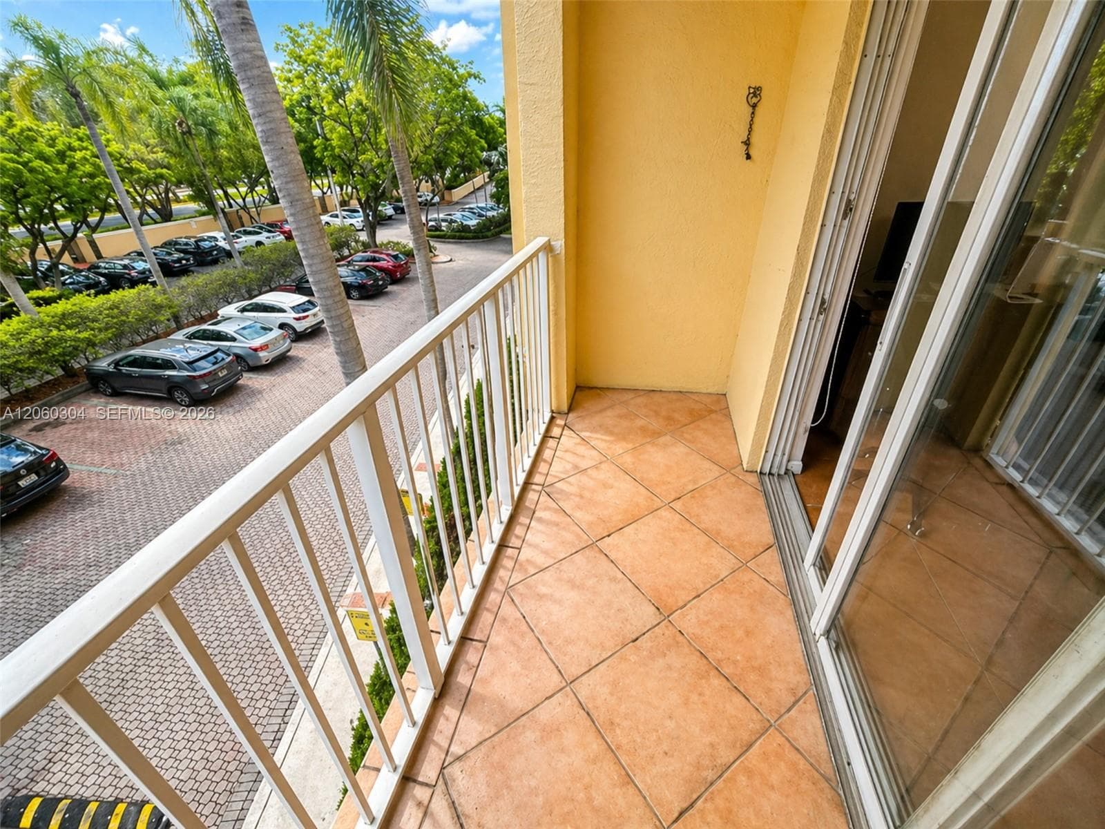 19801 E Country Club Dr # 4307, Aventura, FL 33180 photo 5
