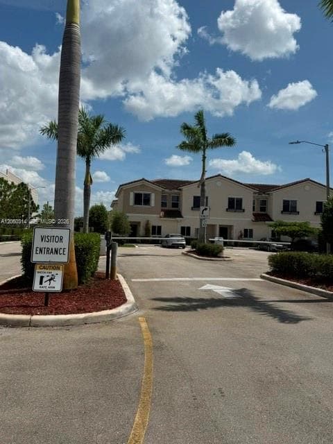 2802 NW 181st St, Miami Gardens, FL 33056 photo 2