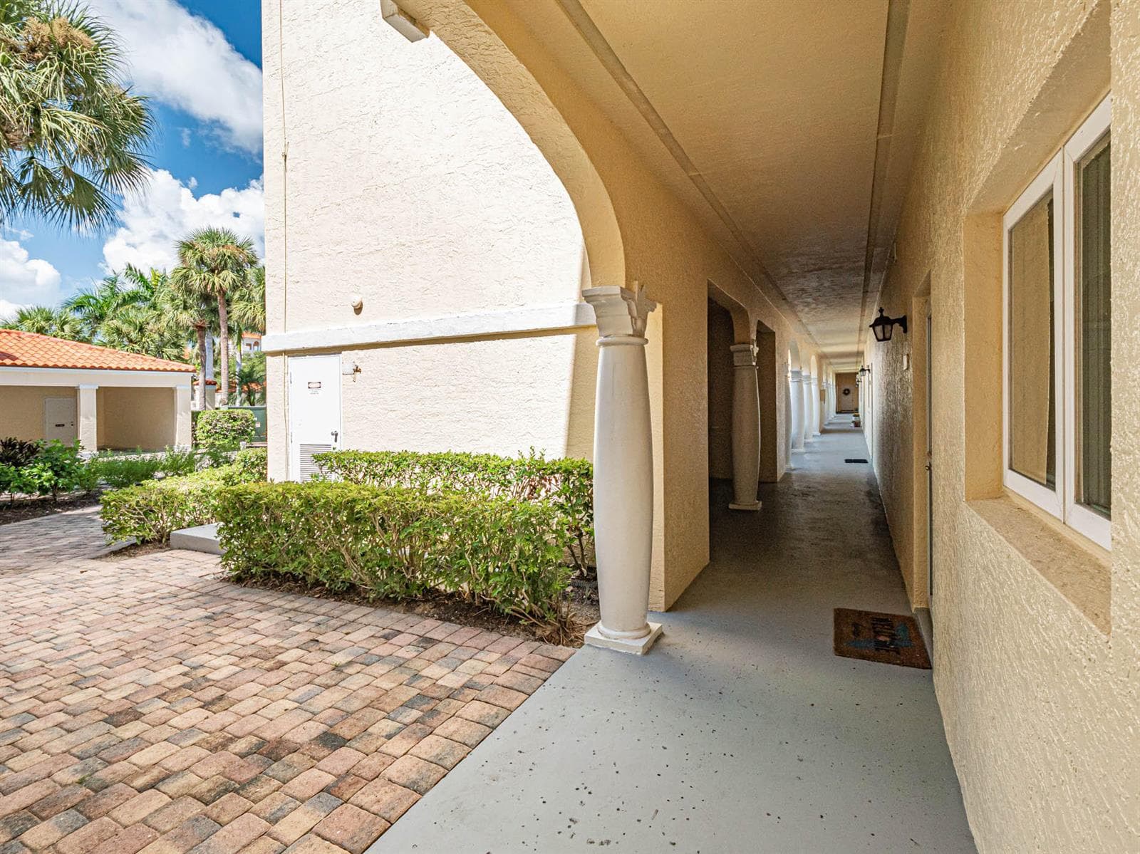 5060 HARMONY Circle # 105, Vero Beach, FL 32967 photo 5