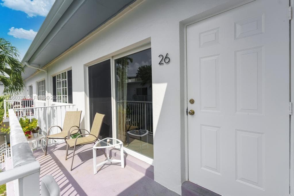 9280 Bay Harbor Ter # 26, Bay Harbor Islands, FL 33154