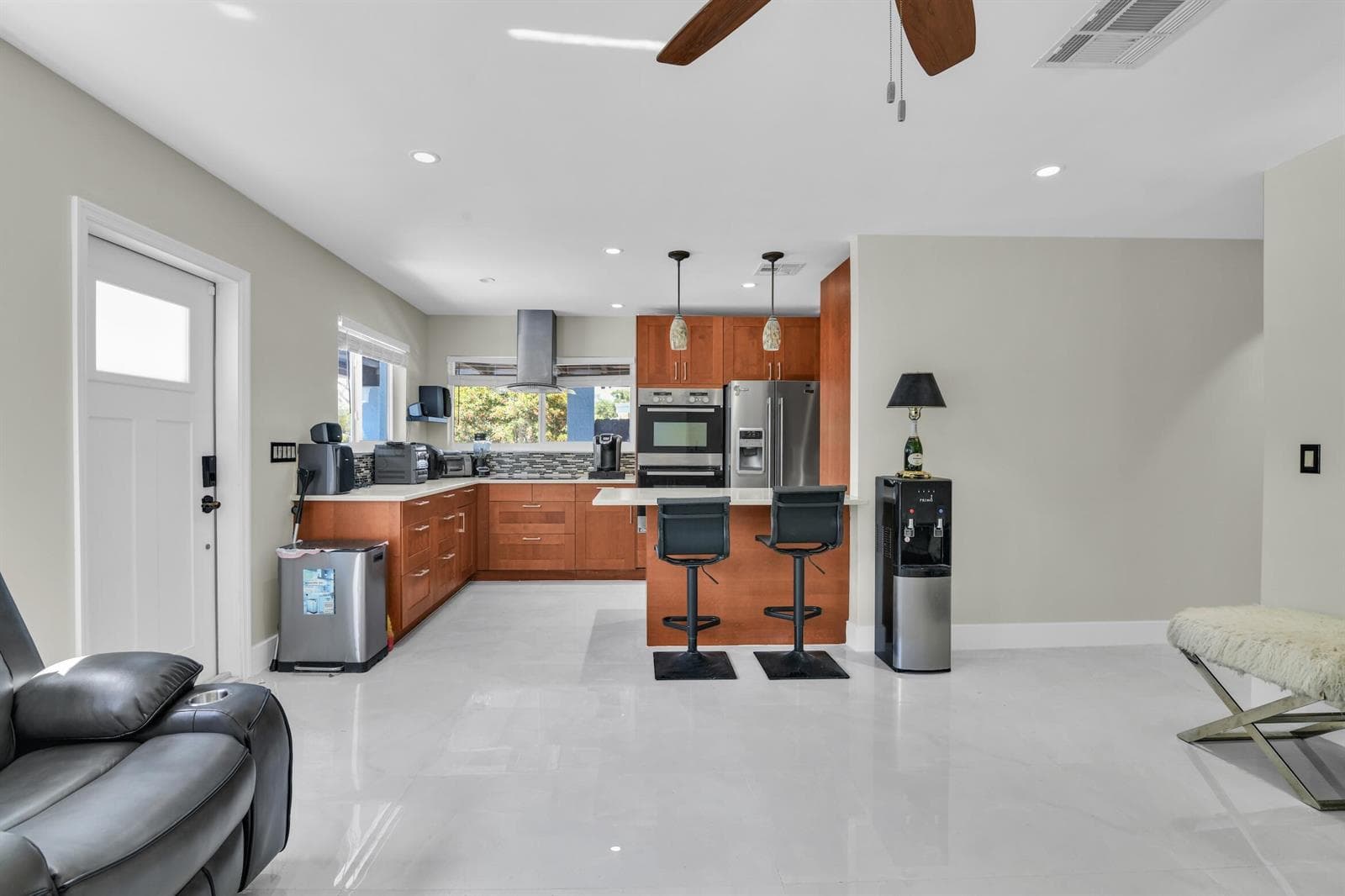 1218 SW 2ND Avenue, Pompano Beach, FL 33060 photo 5