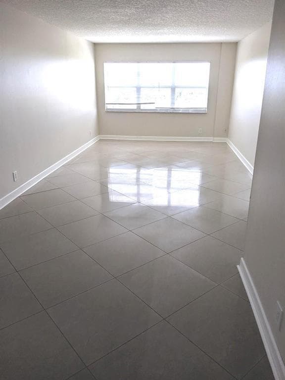 2555 NE 11th Street # 803, Fort Lauderdale, FL 33304 photo 3