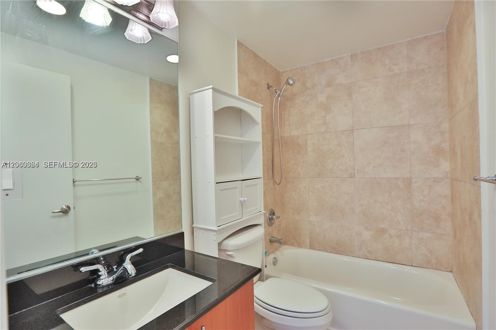 7501 E Treasure Dr # 4K, North Bay Village, FL 33141 photo 2