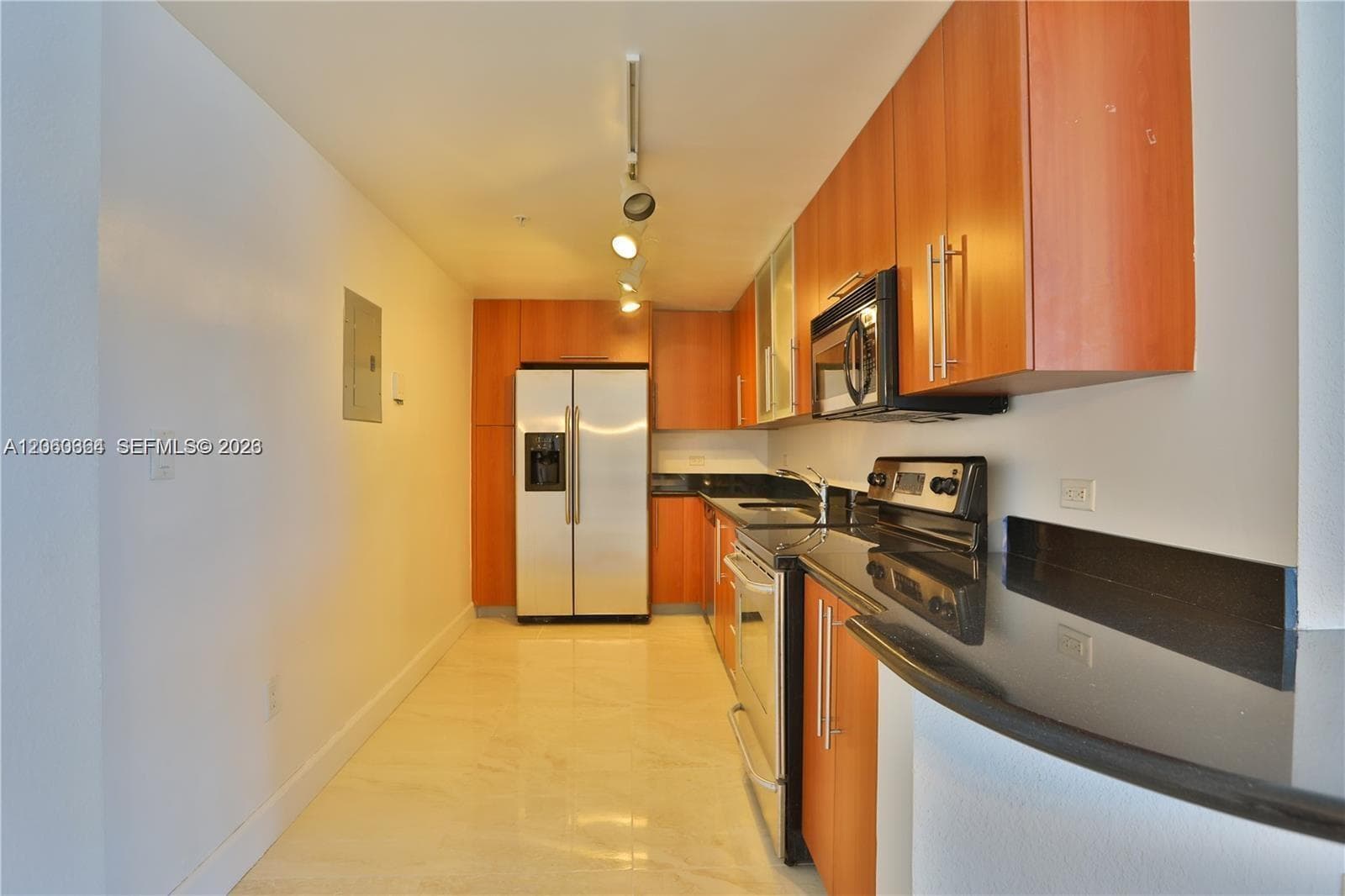 7501 E Treasure Dr # 4K, North Bay Village, FL 33141